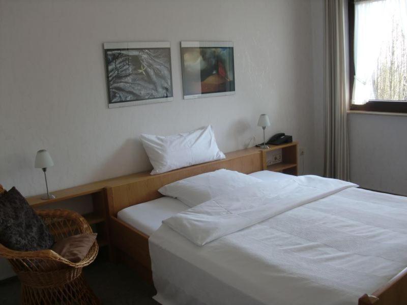 Hotel Spitze Warte Рютен Номер фото